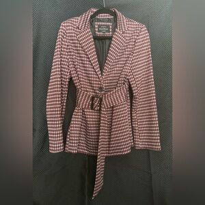 Haute Monde Belted Houndstooth Blazer